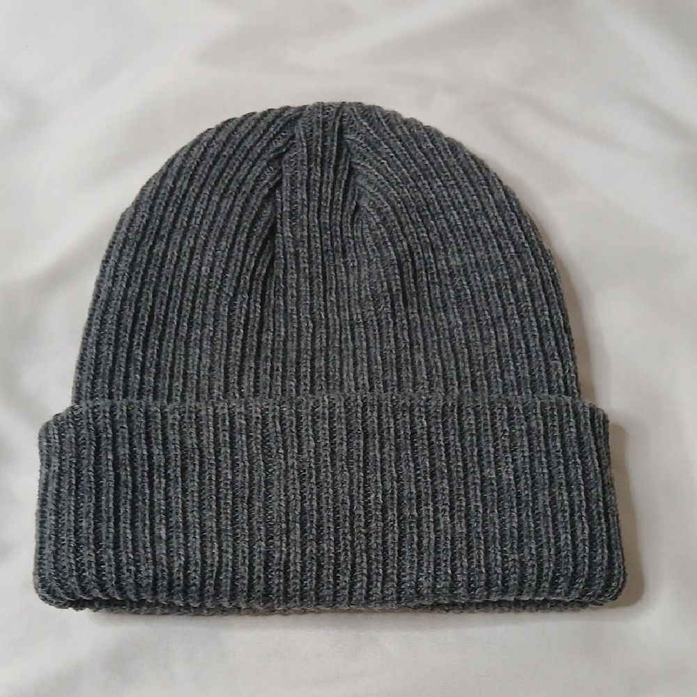 Moncler Gray Ribbed Beanie - Picture 2 of 3